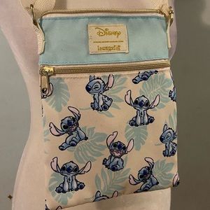 Disney loungefly Lilo and Stitch purse
